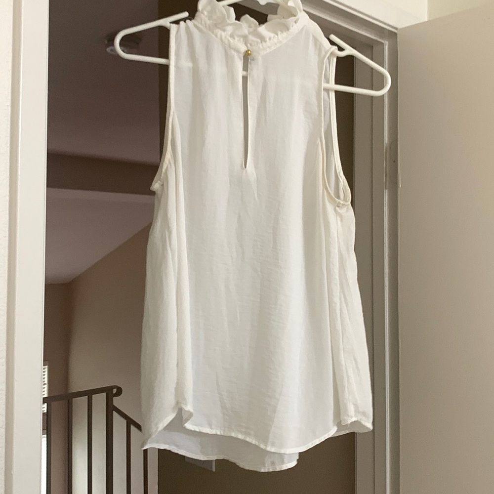 H&M White top with high neckline and gold button